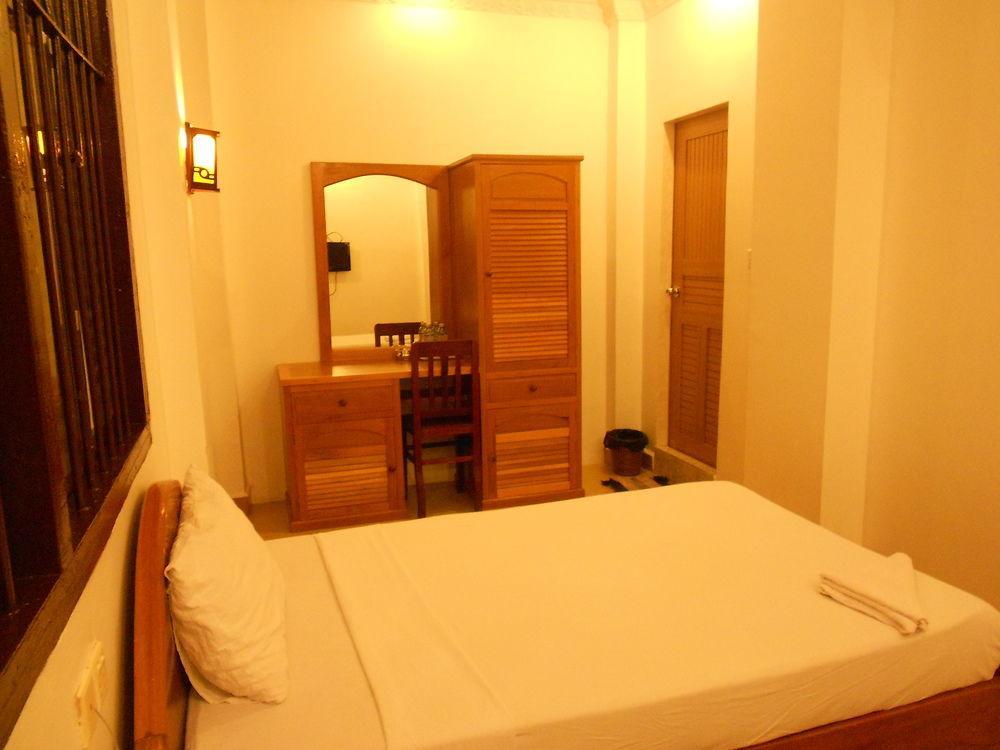 Onederz Hostel פנום פן מראה חיצוני תמונה