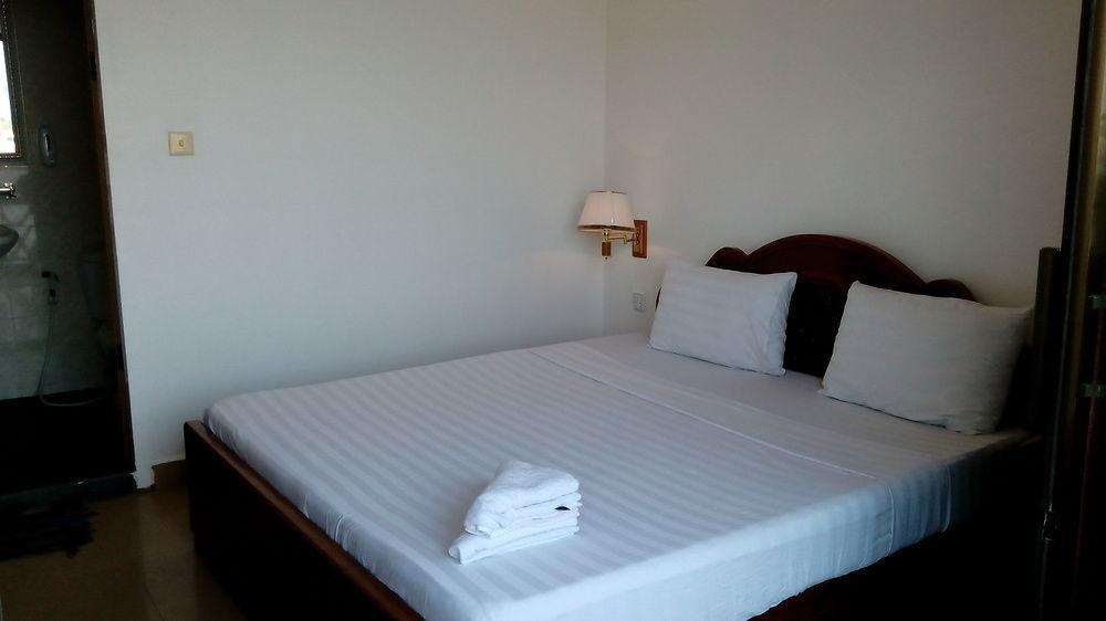 Onederz Hostel פנום פן מראה חיצוני תמונה