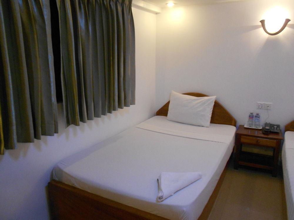 Onederz Hostel פנום פן מראה חיצוני תמונה