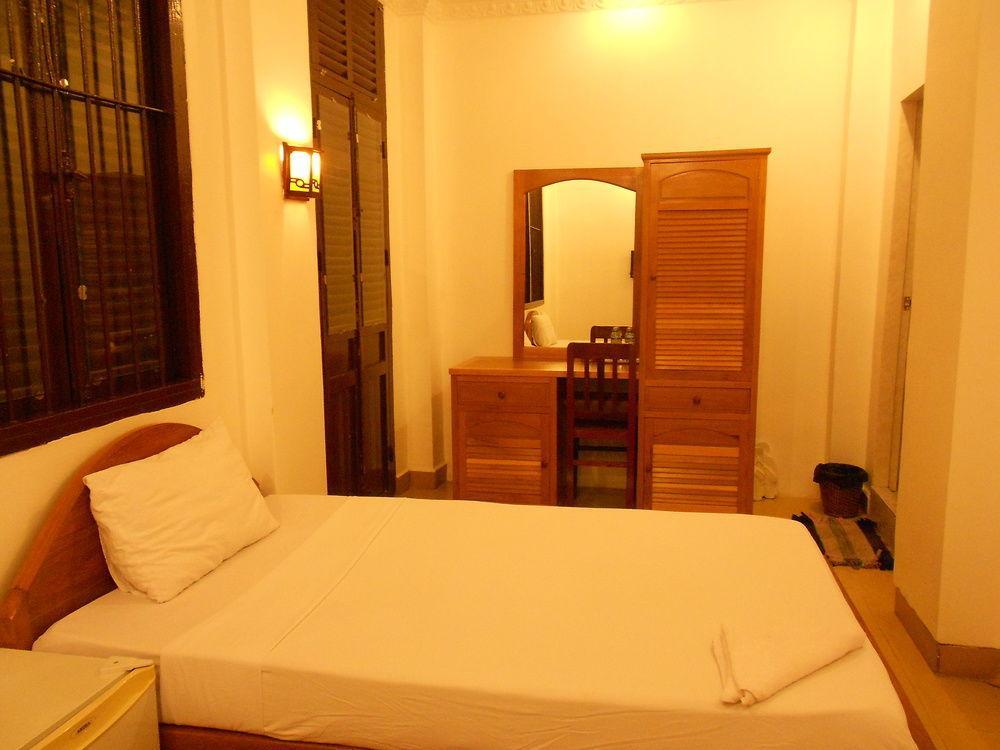 Onederz Hostel פנום פן מראה חיצוני תמונה