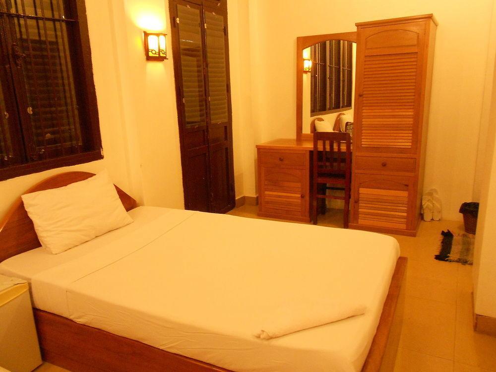 Onederz Hostel פנום פן מראה חיצוני תמונה