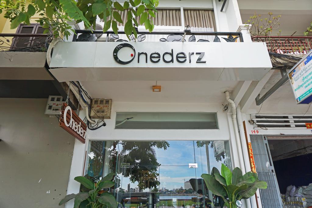 Onederz Hostel פנום פן מראה חיצוני תמונה