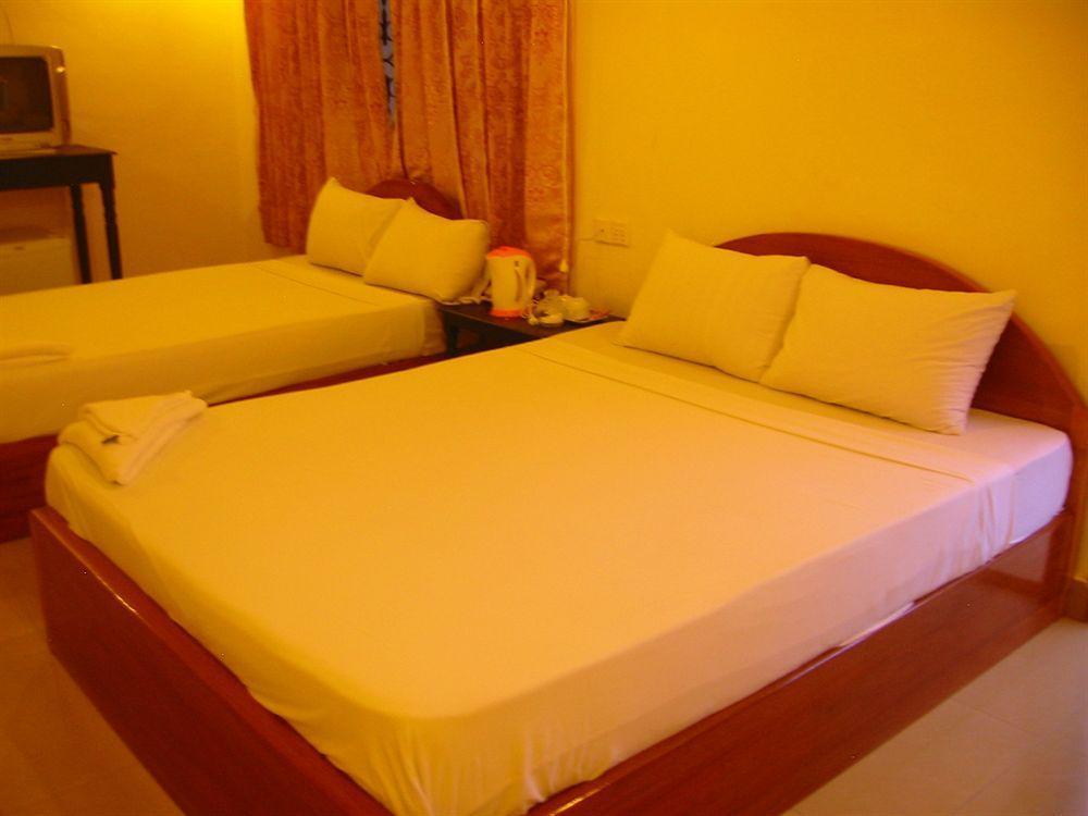 Onederz Hostel פנום פן מראה חיצוני תמונה
