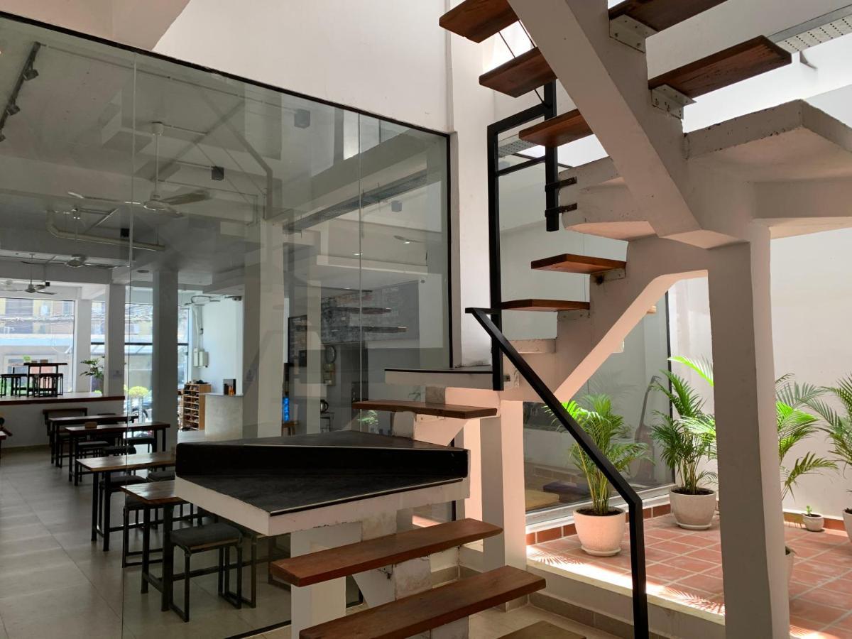 Onederz Hostel פנום פן מראה חיצוני תמונה